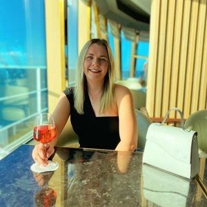 Meet your Posher, Amber